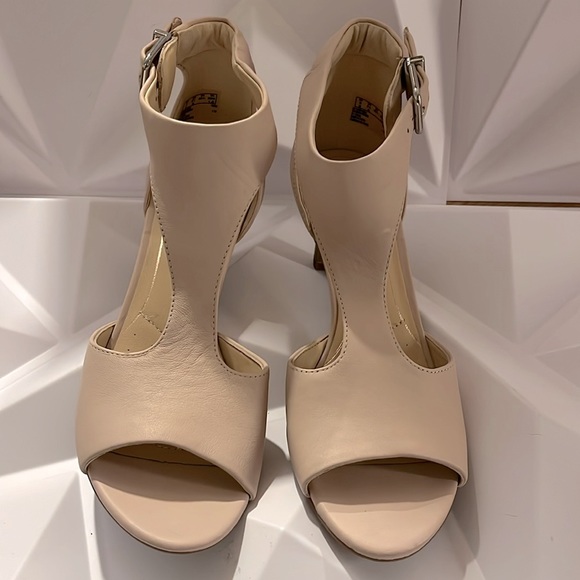 NWOT Clarks Laureti Star Sandals - Picture 3 of 5